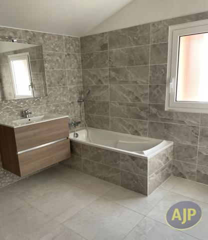 Location maison Cavignac : 1 036 € - AJP Immobilier Saint Andre de Cubzac