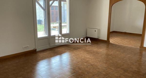 À vendre Maison 6 pièces 110 m² - L'isle-d'espagnac 16340