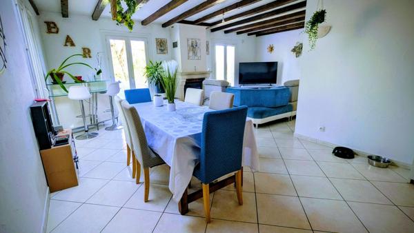 Maison familiale 142m² avec piscine couverte – 5 506 m² de terrain à Saint-Pierre-de-Clairac