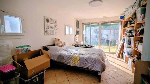 Maison familiale 142m² avec piscine couverte – 5 506 m² de terrain à Saint-Pierre-de-Clairac