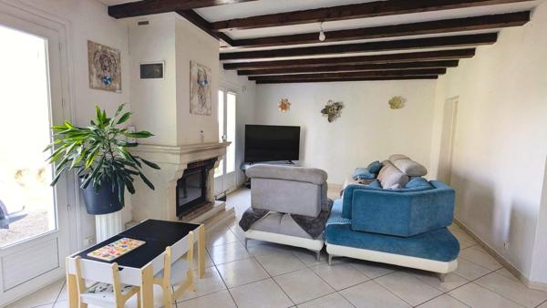 Maison familiale 142m² avec piscine couverte – 5 506 m² de terrain à Saint-Pierre-de-Clairac