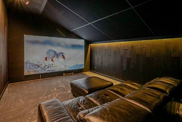 Maison passive moderne de 160 m² à Salles : confort, écologie et espace de vie idéal