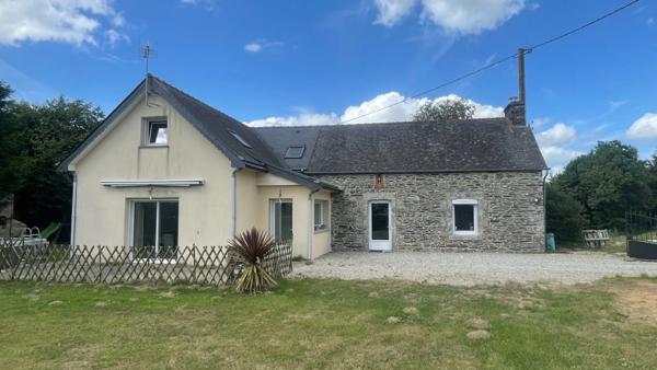 Maison à vendre 6 pièces, 4 chambres BON REPOS SUR BLAVET (22)