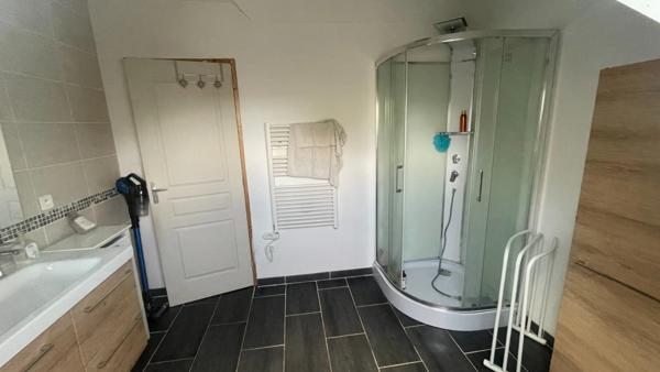 Maison à vendre 6 pièces, 4 chambres BON REPOS SUR BLAVET (22)