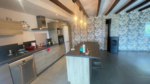 Maison à vendre 6 pièces, 4 chambres BON REPOS SUR BLAVET (22)
