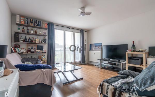 Appartement à vendre    1 pièce • 30,03 m2 Saint-Maur-des-Fossés