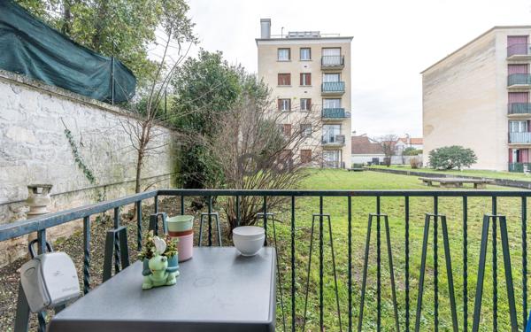 Appartement à vendre    1 pièce • 30,03 m2 Saint-Maur-des-Fossés