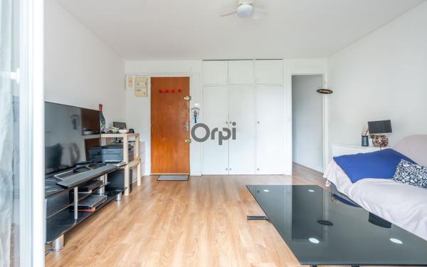Appartement à vendre    1 pièce • 30,03 m2 Saint-Maur-des-Fossés