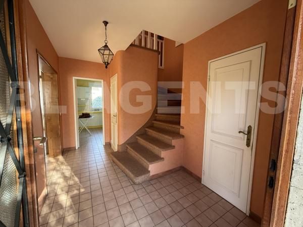 AUSSILLON - AGREABLE MAISON FAMILIALE
