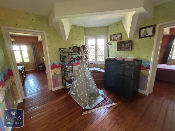 Vente maison 8 pièces de 307.76m²