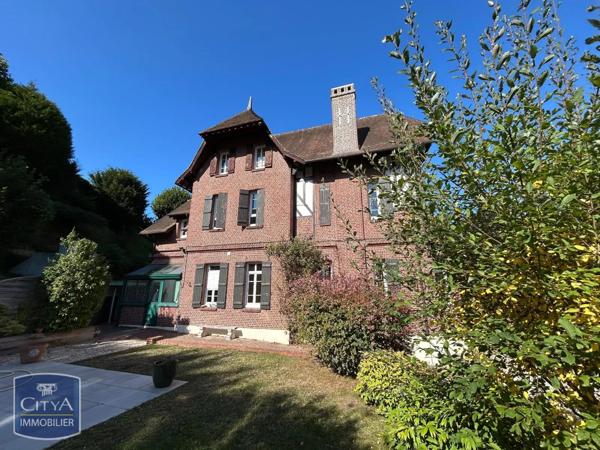 Vente maison 8 pièces de 307.76m²