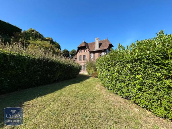 Vente maison 8 pièces de 307.76m²