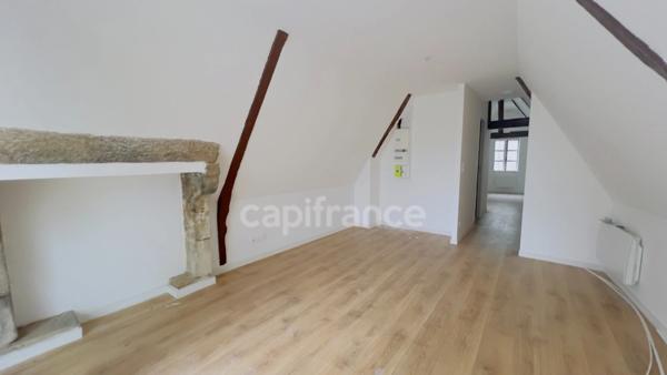 QUIMPER (29) Immeuble de rapports de 115 m² habitable - Un local commerciale - 2 Appartements de type 2