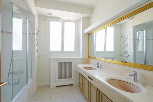 Appartement Paris 15 e