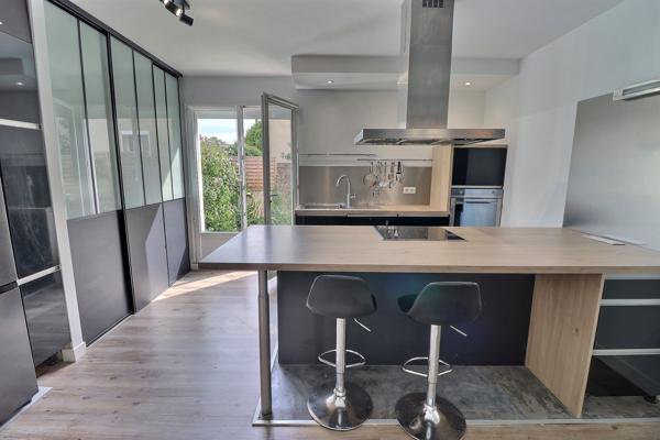 LATTES – Rez-de-villa T4 de 131 m², 3 chambres, 200 m² de jardin, au calme et proche de tout – Exclusivité
