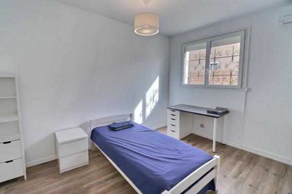 LATTES – Rez-de-villa T4 de 131 m², 3 chambres, 200 m² de jardin, au calme et proche de tout – Exclusivité