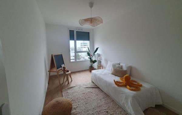 Vente Appartement P4 4P 80m2 - 10m2 balcon - 1 PK neuf Vitry-sur-seine   