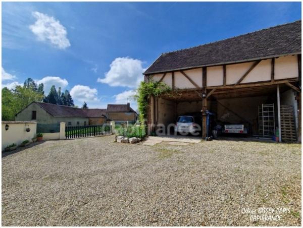 A vendre maison de campagne, 4 chambres, terrain 3500 M2, Véranda chauffée ARCES DILO (89)