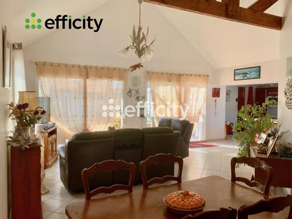 Maison
         6 pièces
        - 115 m² 329 500 € *