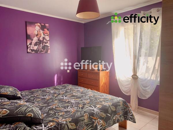 Maison
         6 pièces
        - 115 m² 329 500 € *