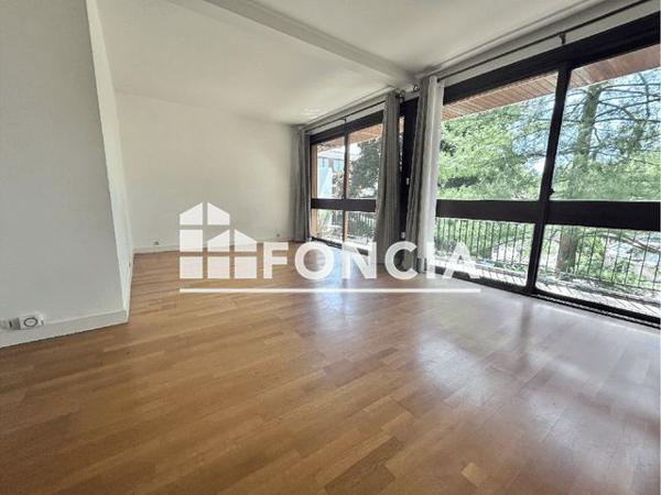 Location Appartement 4 pièces 85.9 m² - 18 AVENUE DE LA JONCHERE La Celle Saint Cloud 78170
