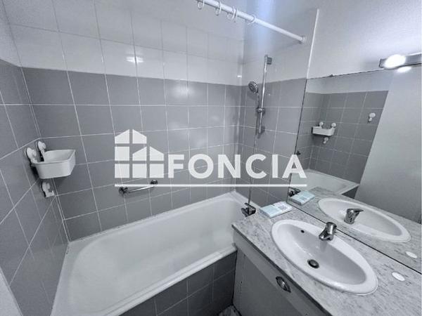 Location Appartement 4 pièces 85.9 m² - 18 AVENUE DE LA JONCHERE La Celle Saint Cloud 78170