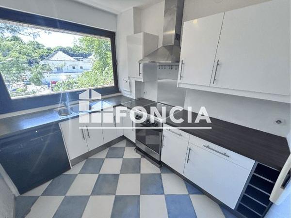 Location Appartement 4 pièces 85.9 m² - 18 AVENUE DE LA JONCHERE La Celle Saint Cloud 78170