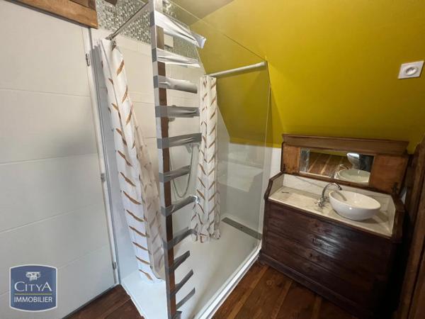 Appartement à louer 4 pièces 89.96m²