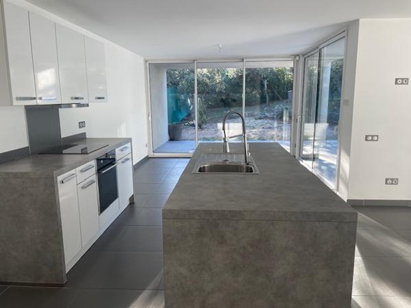 Marseille (13011) La valentine, maison de type 5