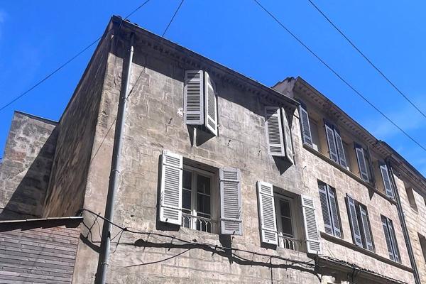 immeuble Bordeaux 134 m2- 3 appartements et un garage