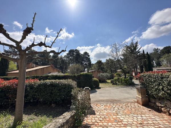 Roussillon (84220) Maison "dans les ocres"