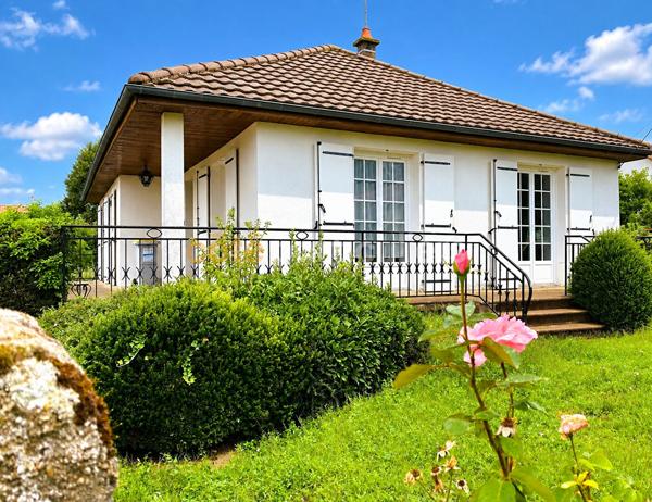 Vente
                Maison85 m² - 4 Pièces -
                    POITIERS (86000)