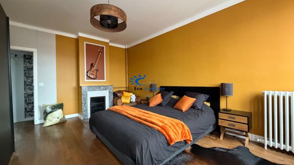 AIGREFEUILLE D'AUNIS MAISON DE BOURG 220 M² 4 CHAMBRES PISCINE  Aigrefeuille d aunis