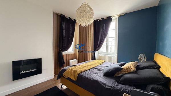 AIGREFEUILLE D'AUNIS MAISON DE BOURG 220 M² 4 CHAMBRES PISCINE  Aigrefeuille d aunis
