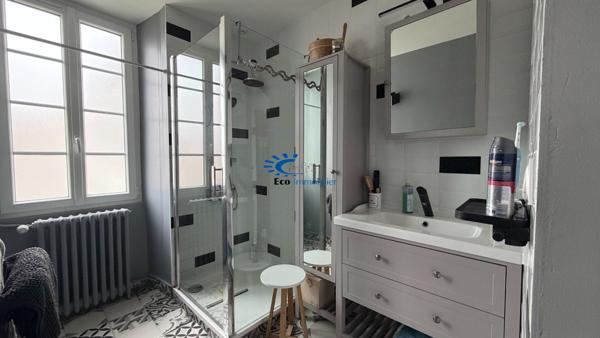 AIGREFEUILLE D'AUNIS MAISON DE BOURG 220 M² 4 CHAMBRES PISCINE  Aigrefeuille d aunis