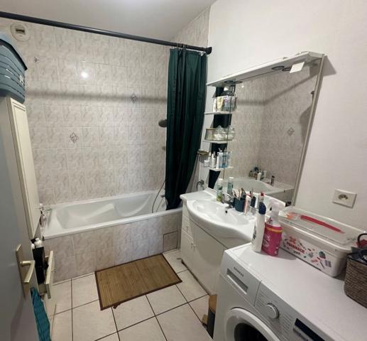 A louer Appartement T4 hyper centre parc Laulom MONT DE MARSAN 3 chambres balcon