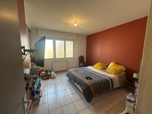 A louer Appartement T4 hyper centre parc Laulom MONT DE MARSAN 3 chambres balcon