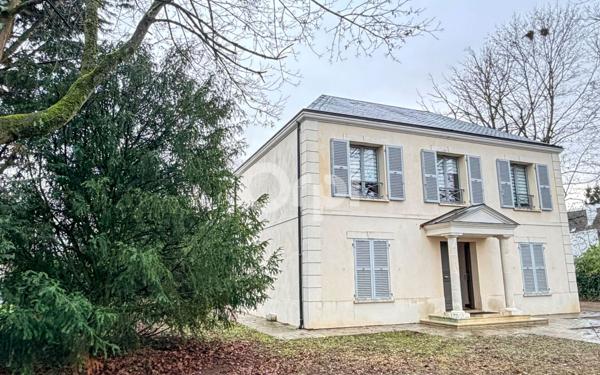 Maison à vendre    5 pièces •  Maisons-Laffitte