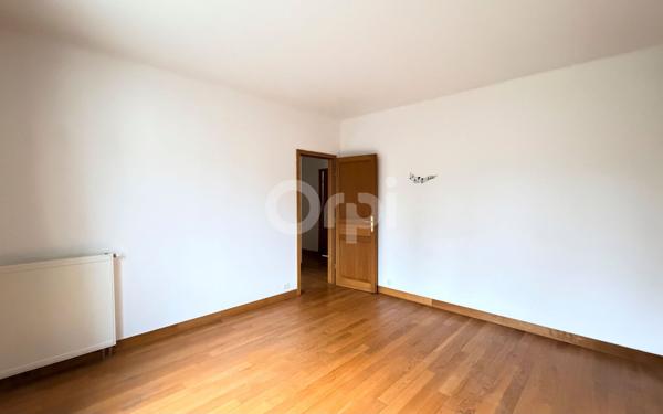 Maison à vendre    5 pièces •  Maisons-Laffitte