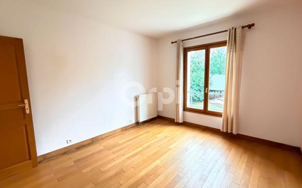 Maison à vendre    5 pièces •  Maisons-Laffitte