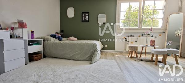 Maison à vendre 9 pièces 243 m² Fontenay-le-Comte