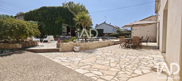 Maison à vendre 9 pièces 243 m² Fontenay-le-Comte