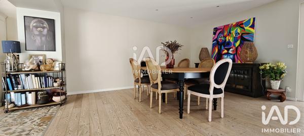 Maison à vendre 9 pièces 243 m² Fontenay-le-Comte