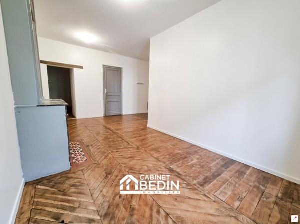Acheter Immeuble Mixte 1 appartement 2 pieces Creon 2 chambres