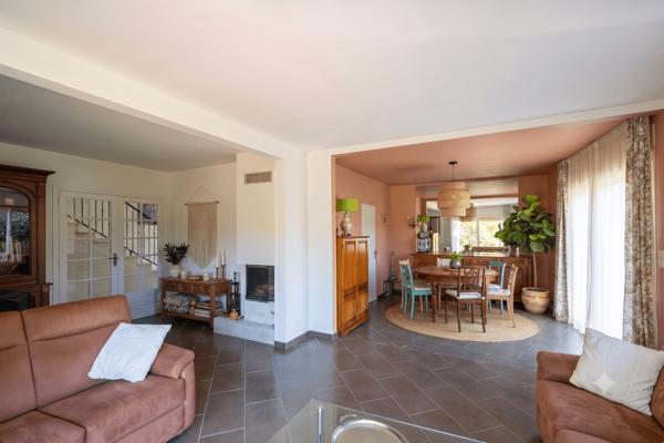 Carbon-Blanc – Maison – T6 – 175 m²