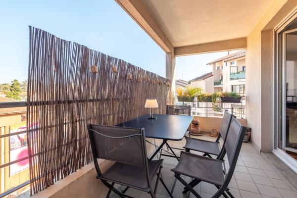 Lyon 5 - Point du Jour - Appartement de 87,69 m² - 3 Chambres - Double stationnement - Cave