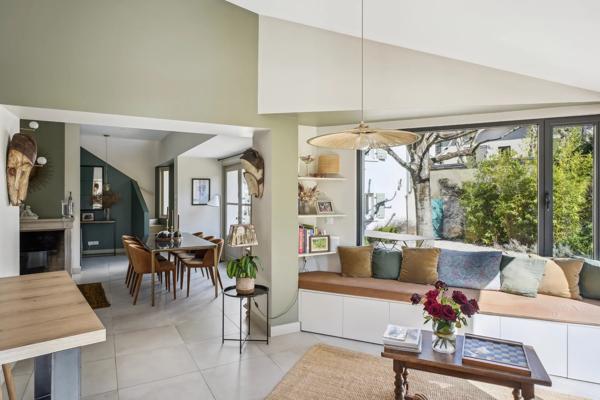 Tassin-La-Demi-Lune - Tassin Bourg - Maison de charme rénovée avec jardin, piscine et suite parentale
