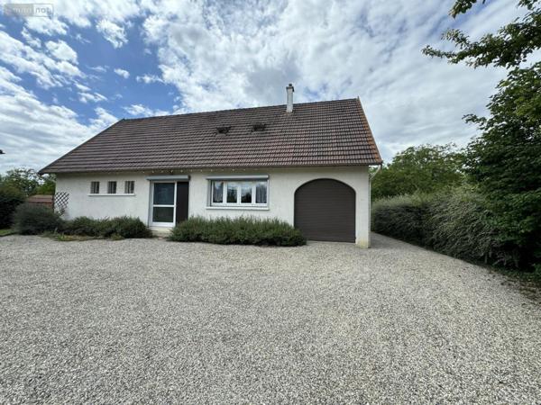 Maison à vendre à Chaussin dans le Jura (39120), ref : VM3582-39032
