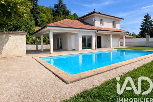 Maison à vendre 4 pièces 126 m² Saint-Clair-de-la-Tour