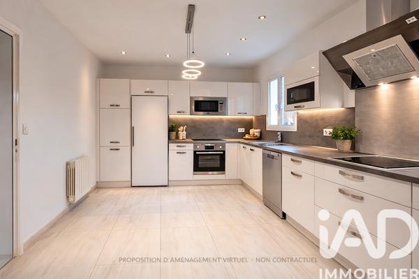 Maison à vendre 4 pièces 126 m² Saint-Clair-de-la-Tour